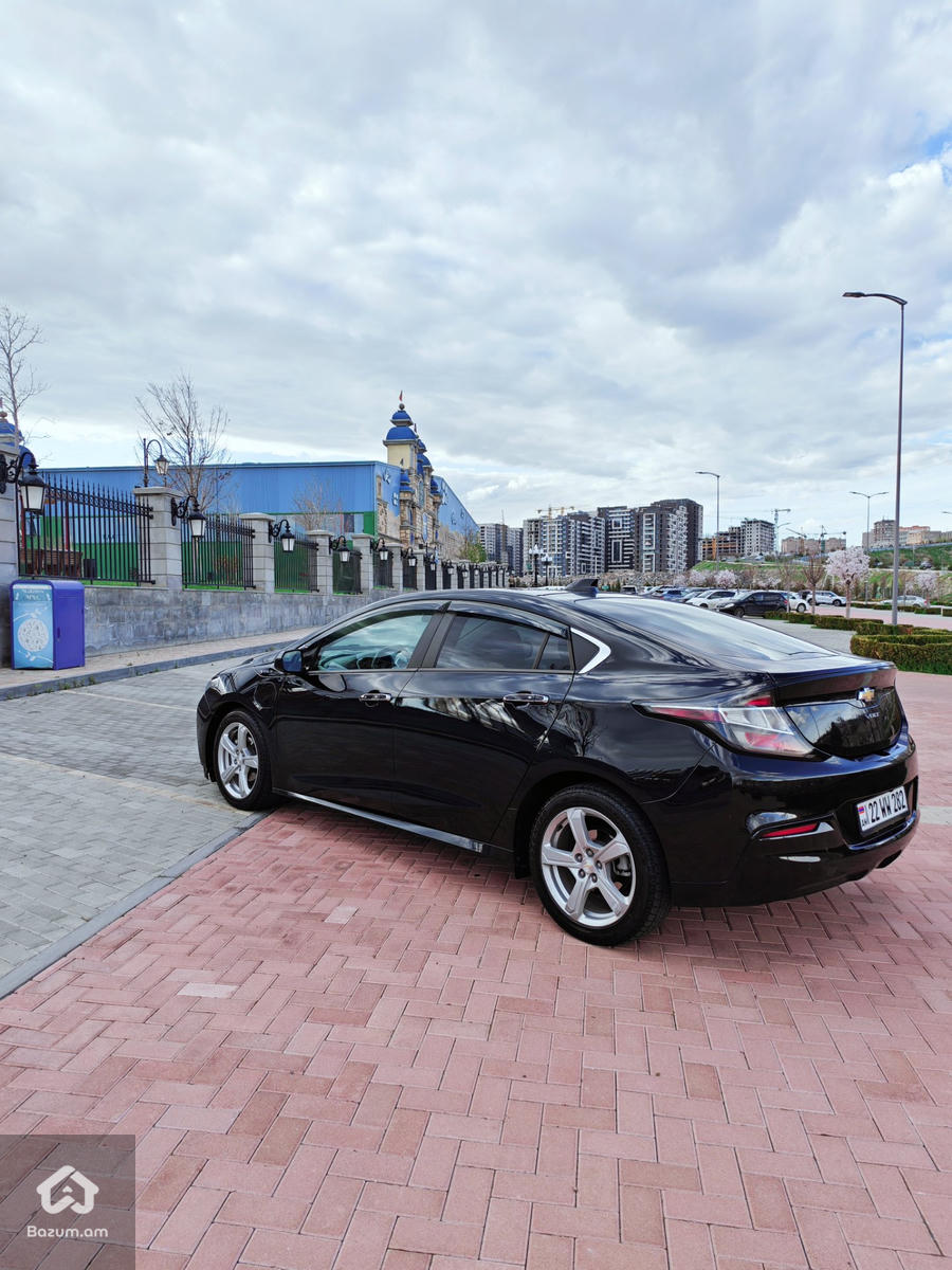 Chevrolet Volt 2 LT - image 5