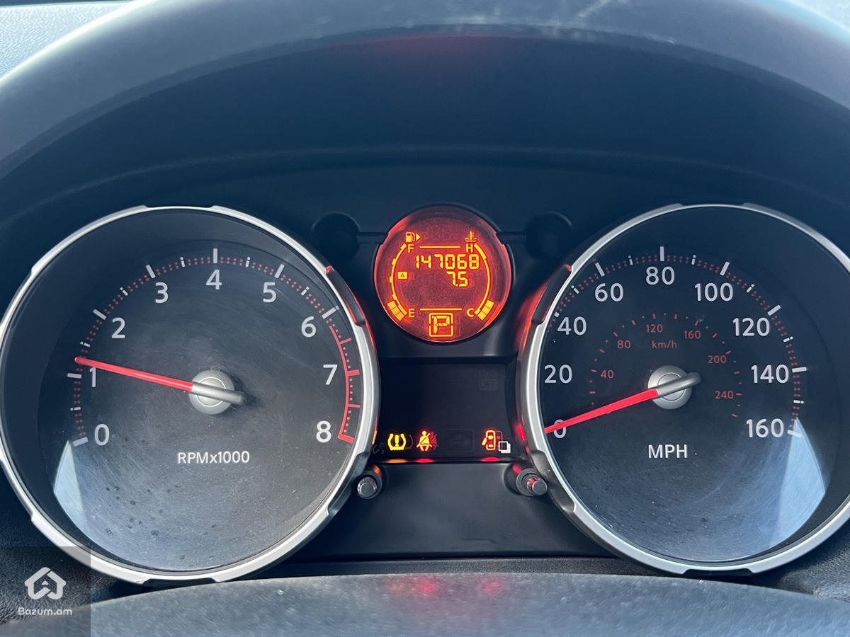 Nissan Rogue 2010 - image 11