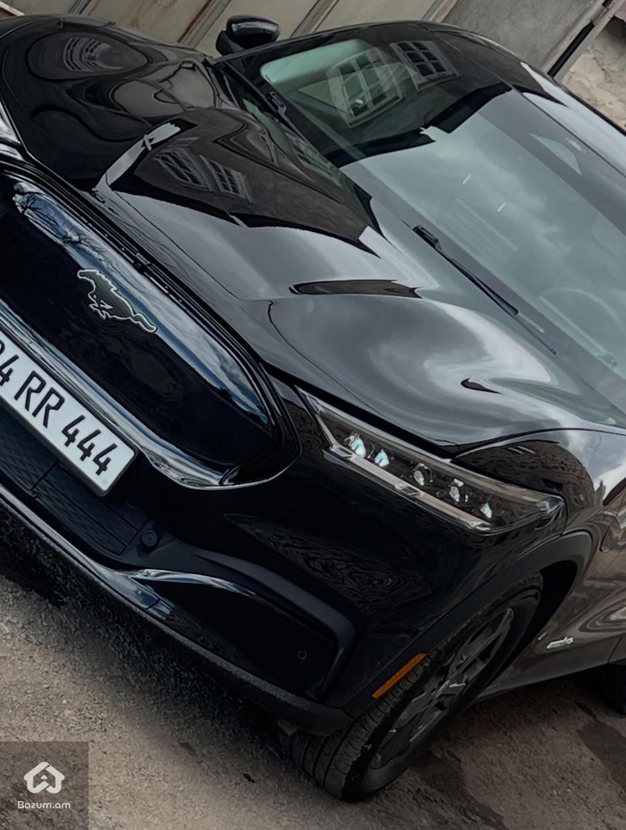 Ford mustang - image 3