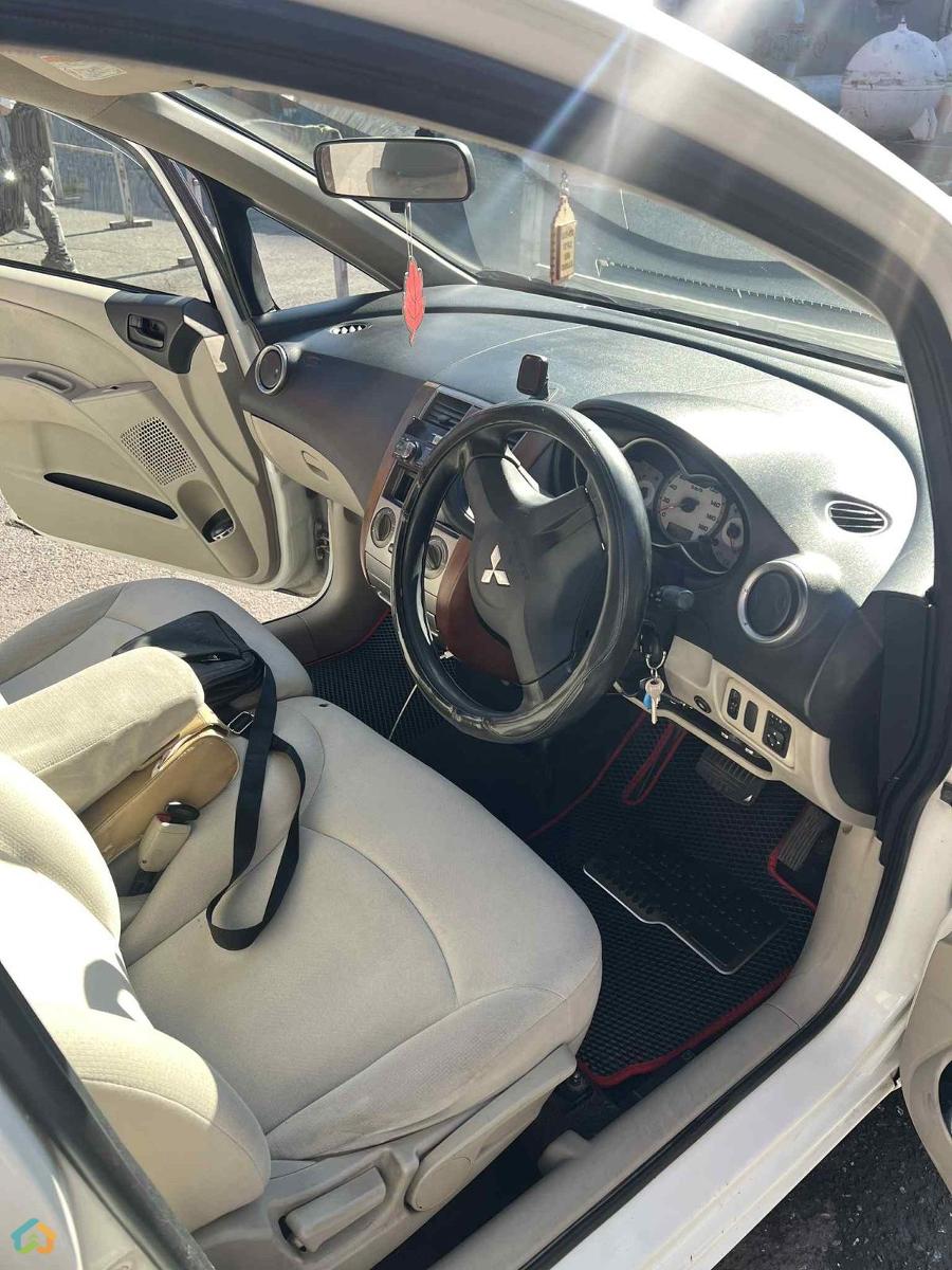 mitsubishi colt plus - image 1