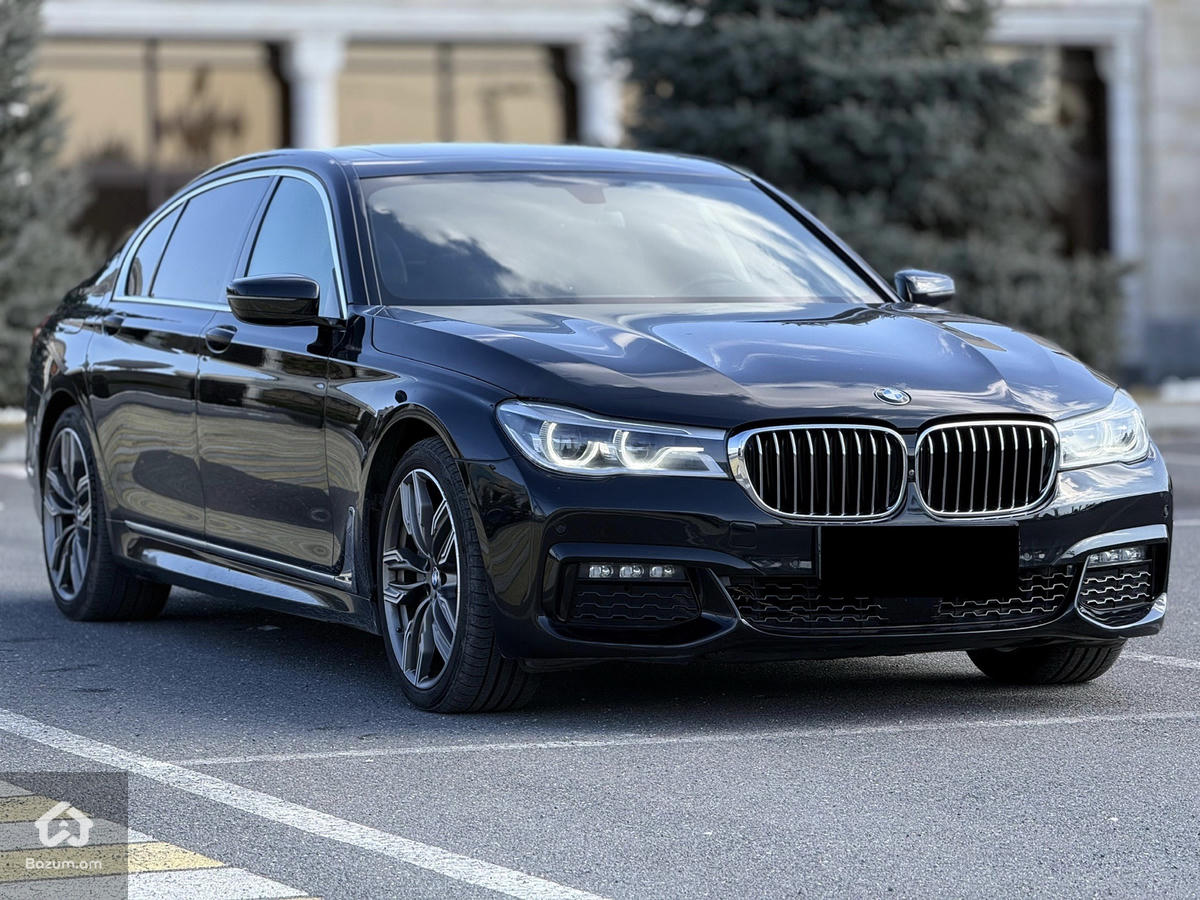 bmw 750 - image 4