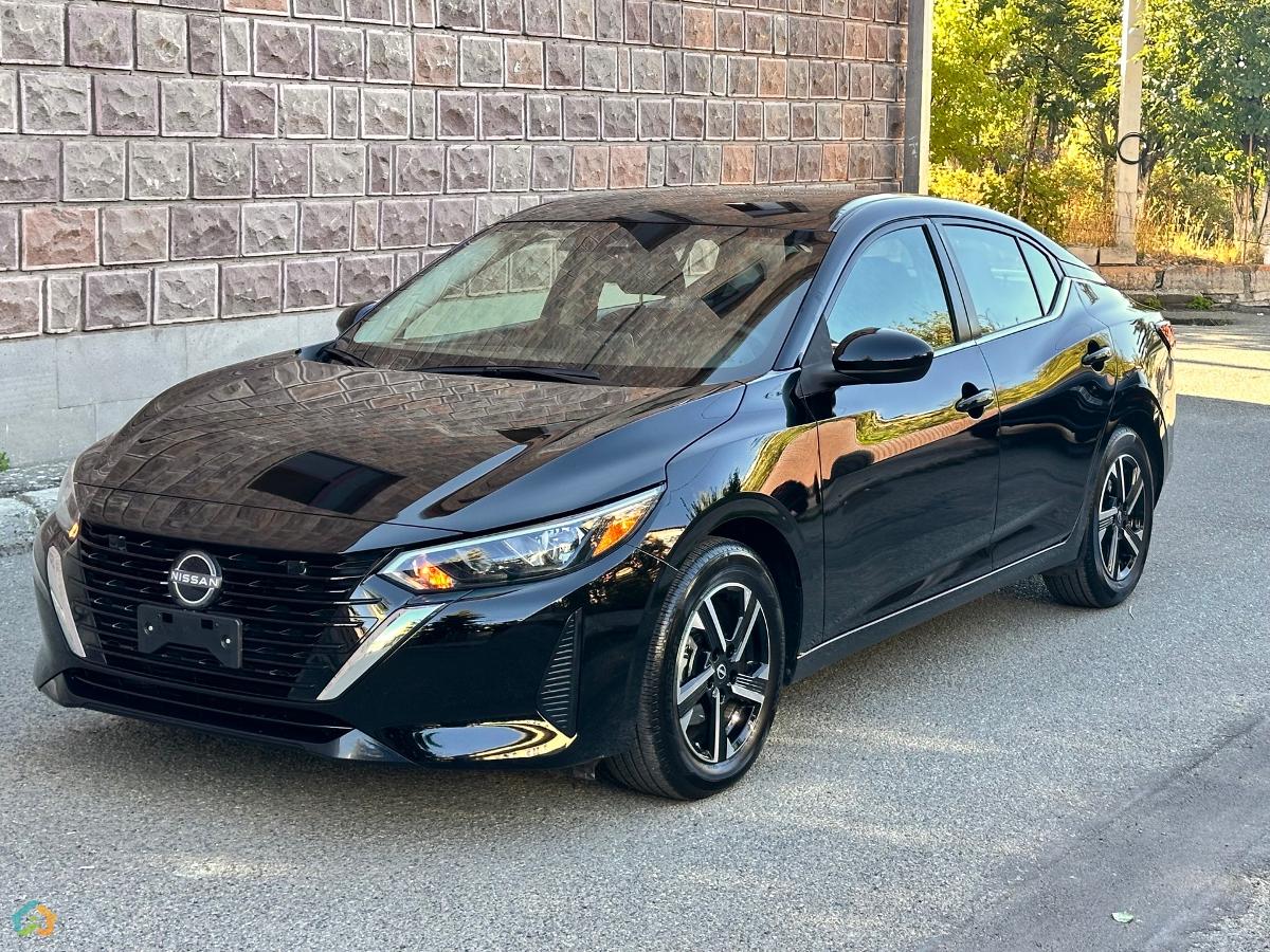 Nissan Sentra - image 1