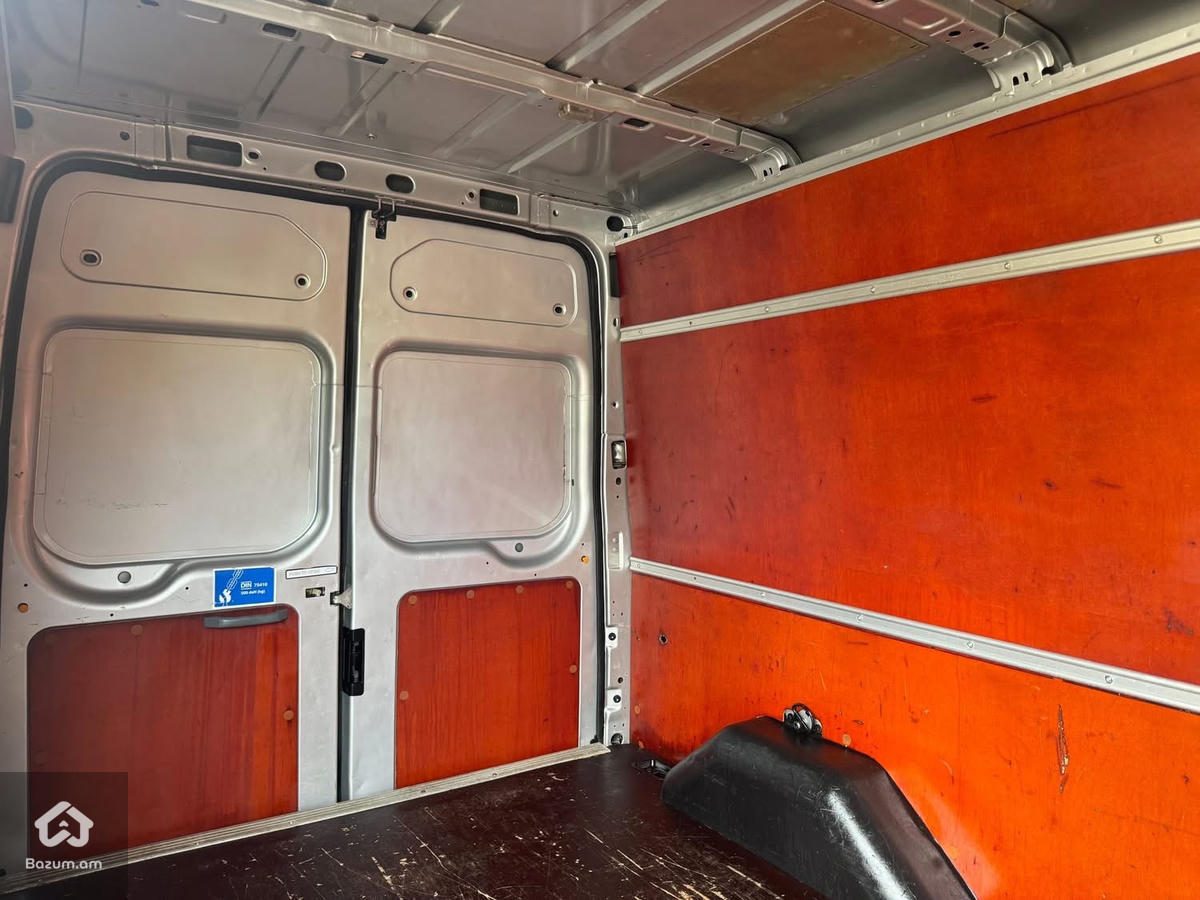 Ford transit  - image 17