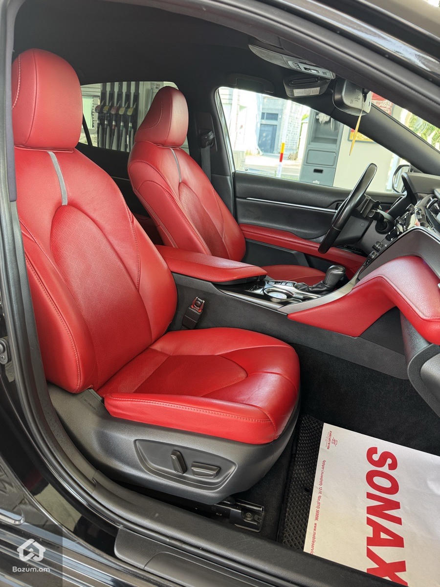 Toyota - image 8