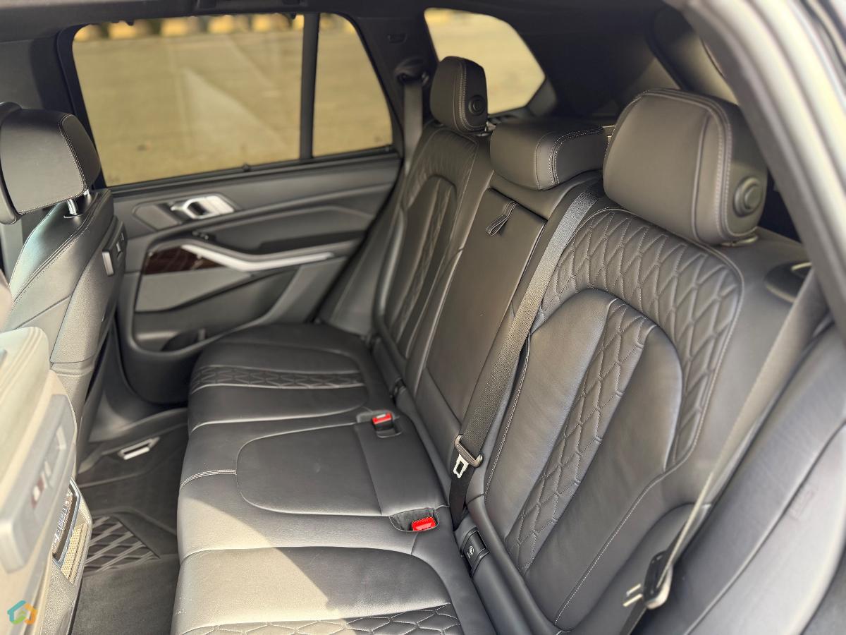 BMW X5 ,M50i - image 7