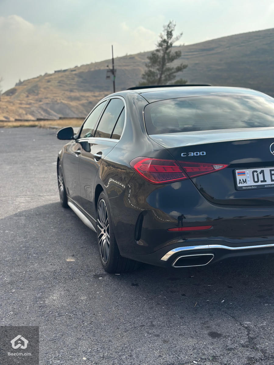 Mercedes  - image 10