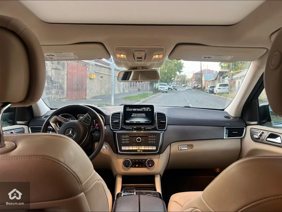 Mercedes Benz GLS 550 - image 15