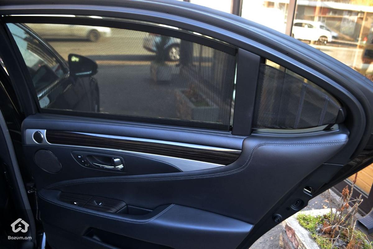 Lexus LS460l AWD - image 18