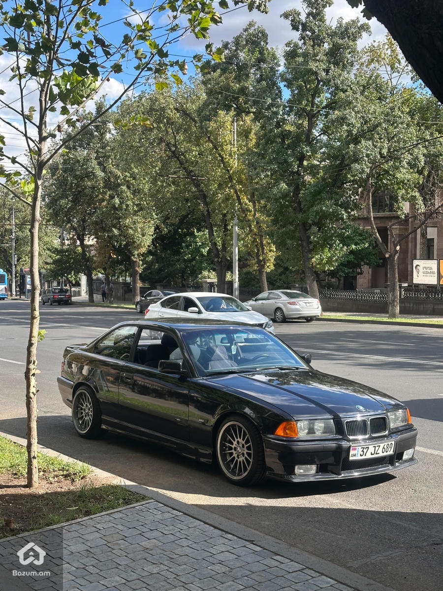 Bmw e36 coupe - image 2