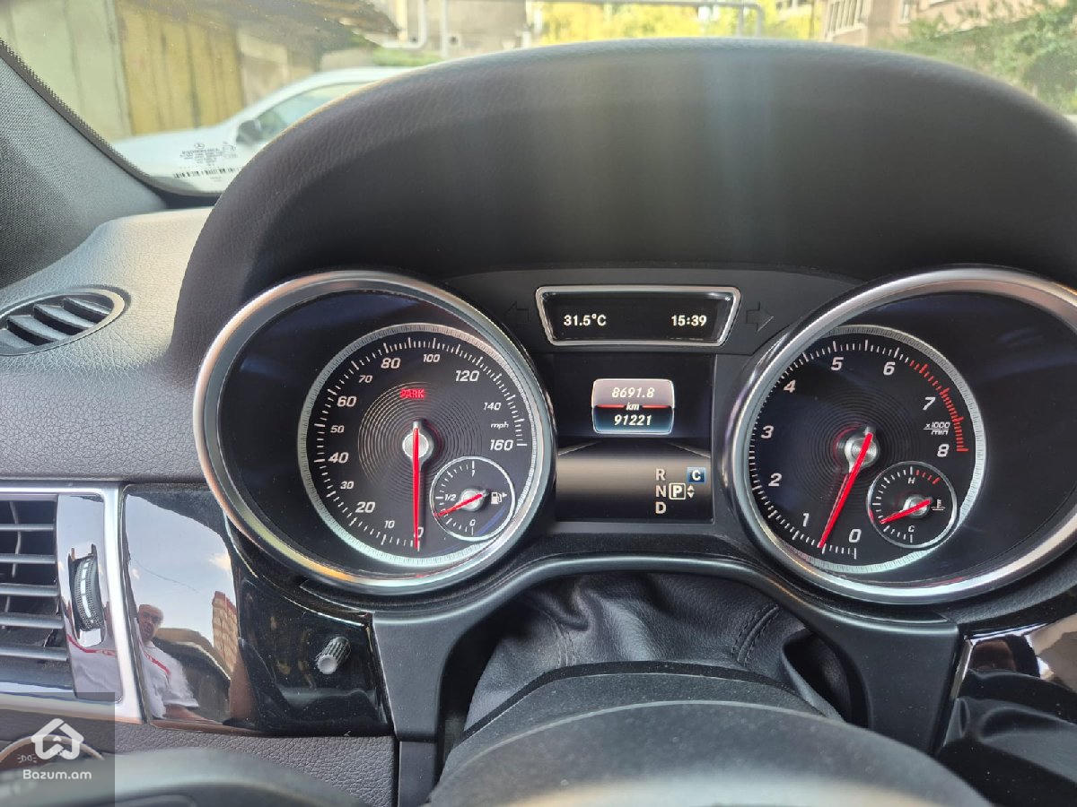 Mercedes-Benz GLE 350 2018 - image 9