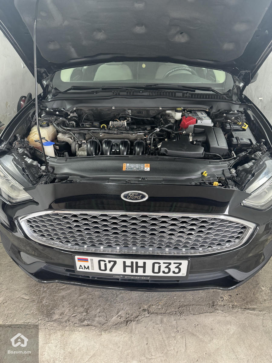 Ford Fusion - image 11