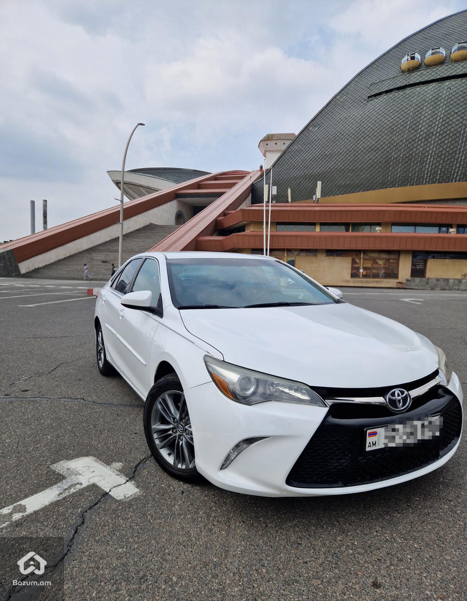 Toyota Camry 2016 SE - բենզին, սպիտակ գույն - image 3
