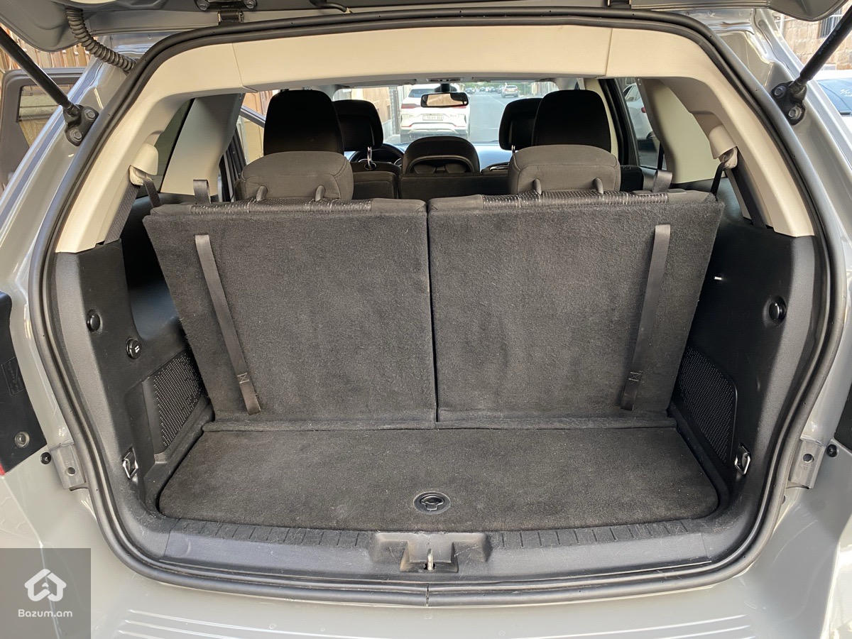 Dodge Journey - image 11