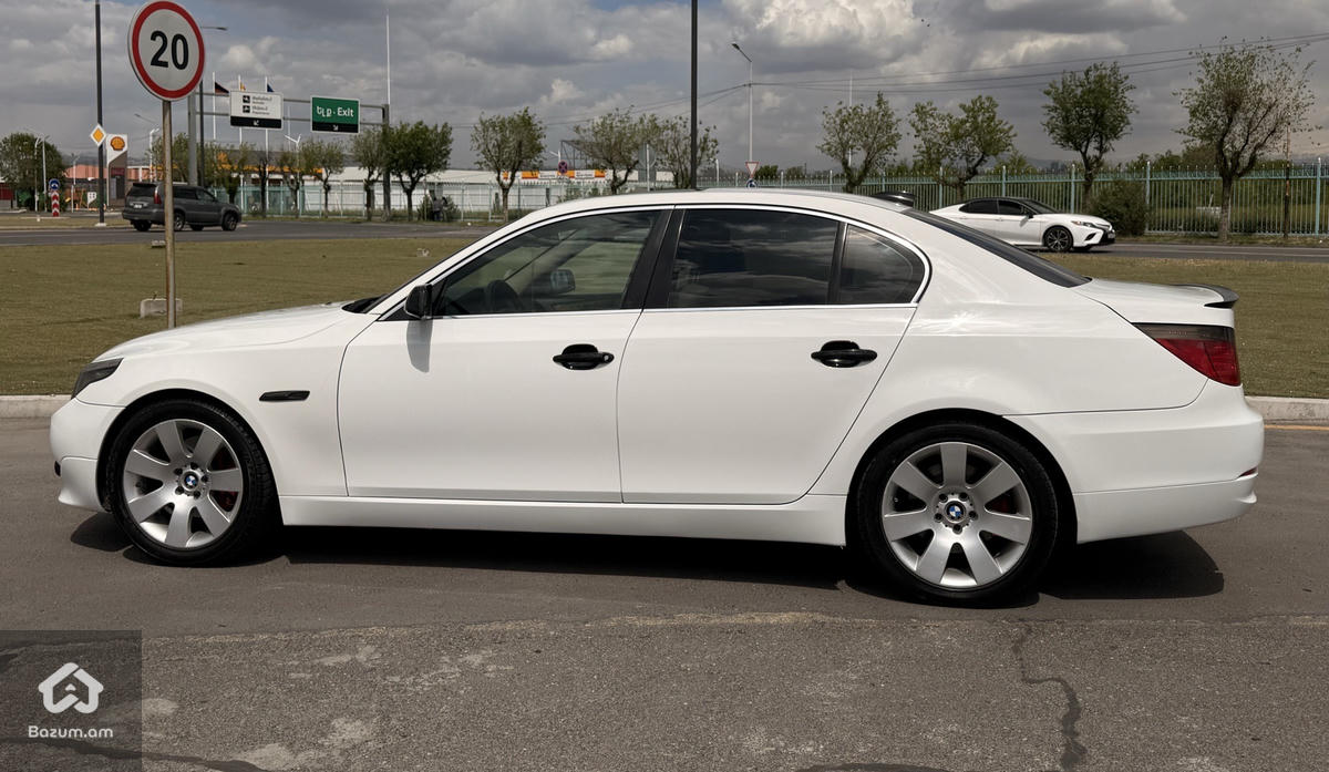 BMW E60 2007/11 - image 11