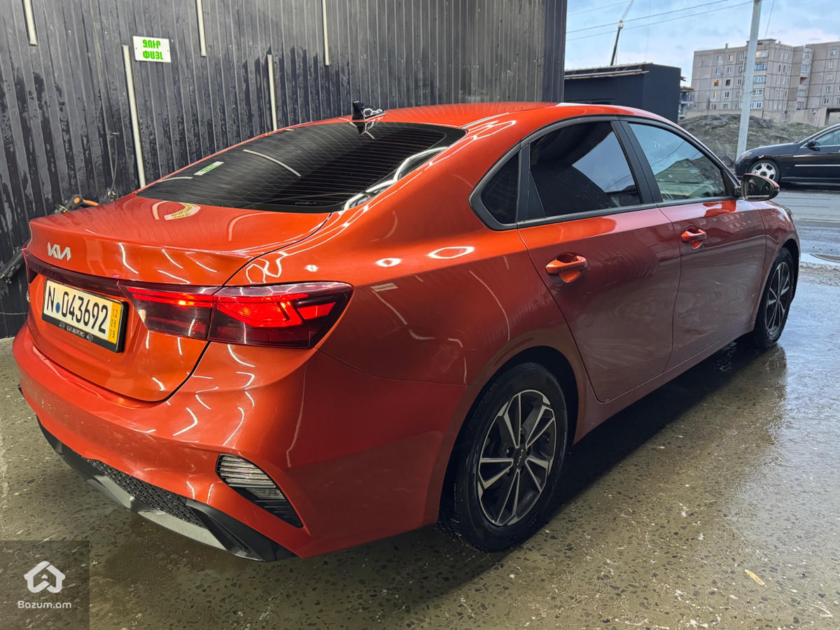 Kia Forte LXS 2022 TIV - image 5