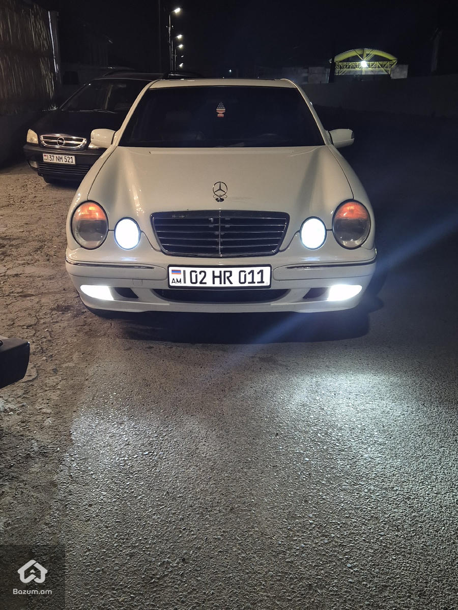 Mercedes benz w210 - image 13