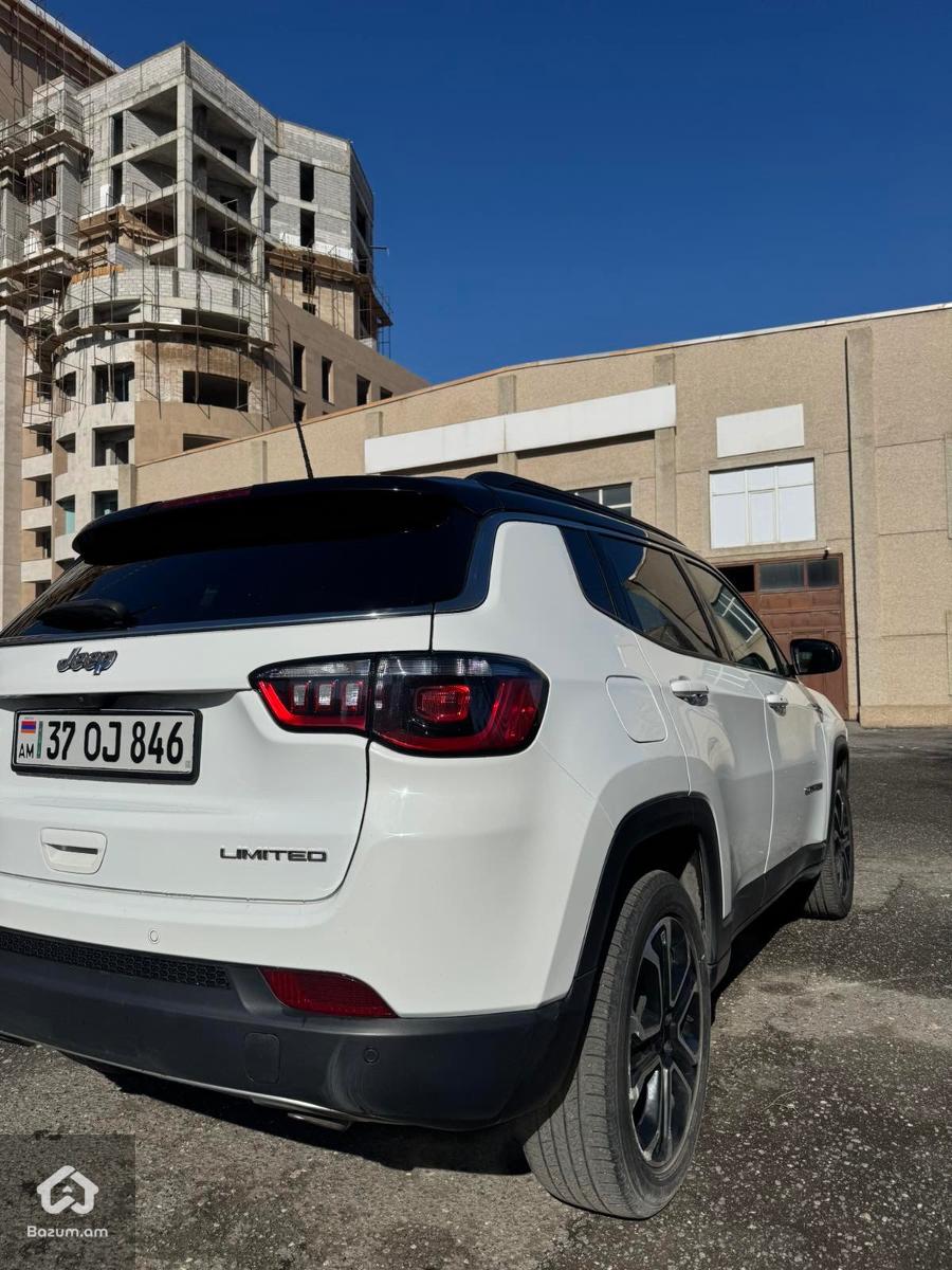 Jeep Compass Limited - image 7