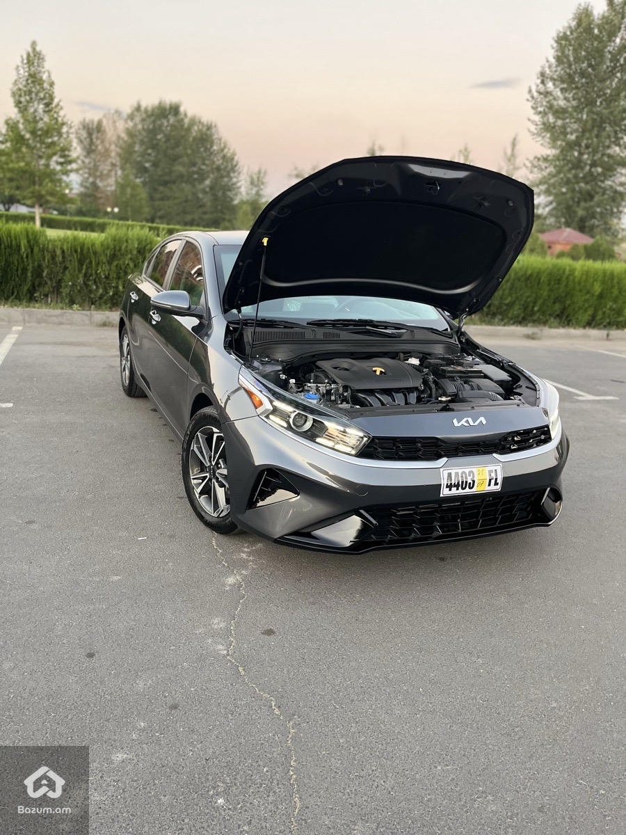Kia Forte 2023 - image 11