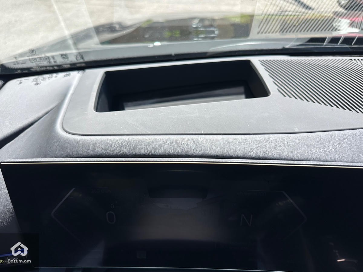 Bmw I5 Edrive40 - image 12