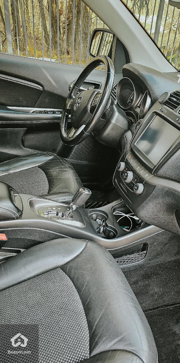 Dodge journey Crossroad - image 6