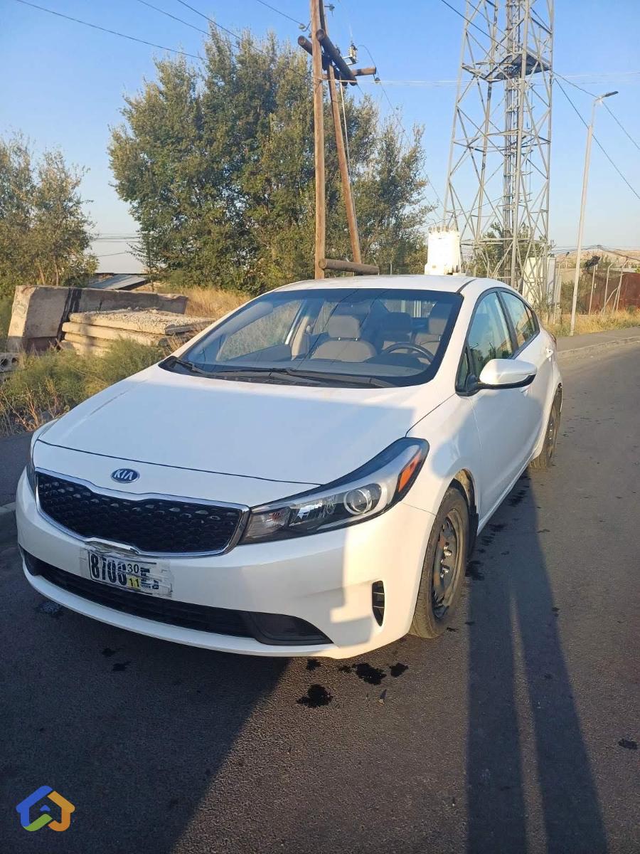 Kia Forte - image 2