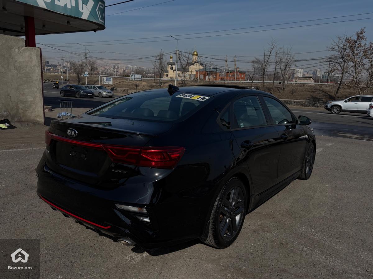 KIA FORTE GT-LINE  - image 22