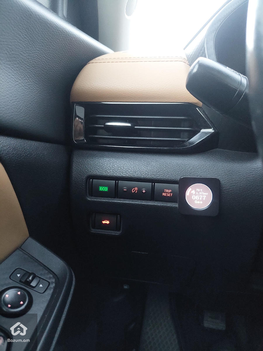 Nissan - image 39