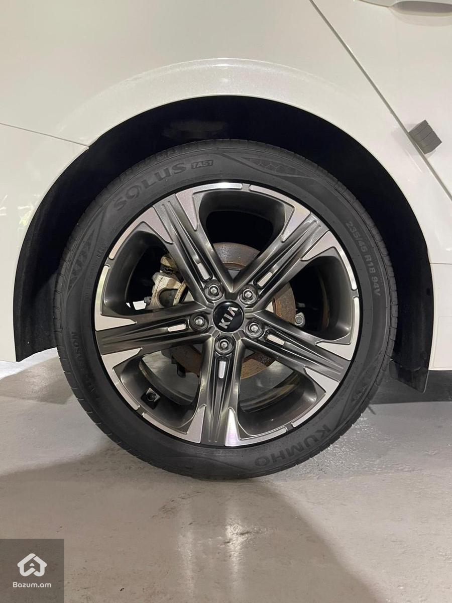 Kia K5 HYBRID - image 16