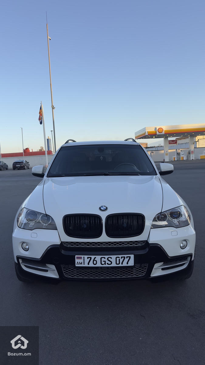 BamW X5 E70 - image 15