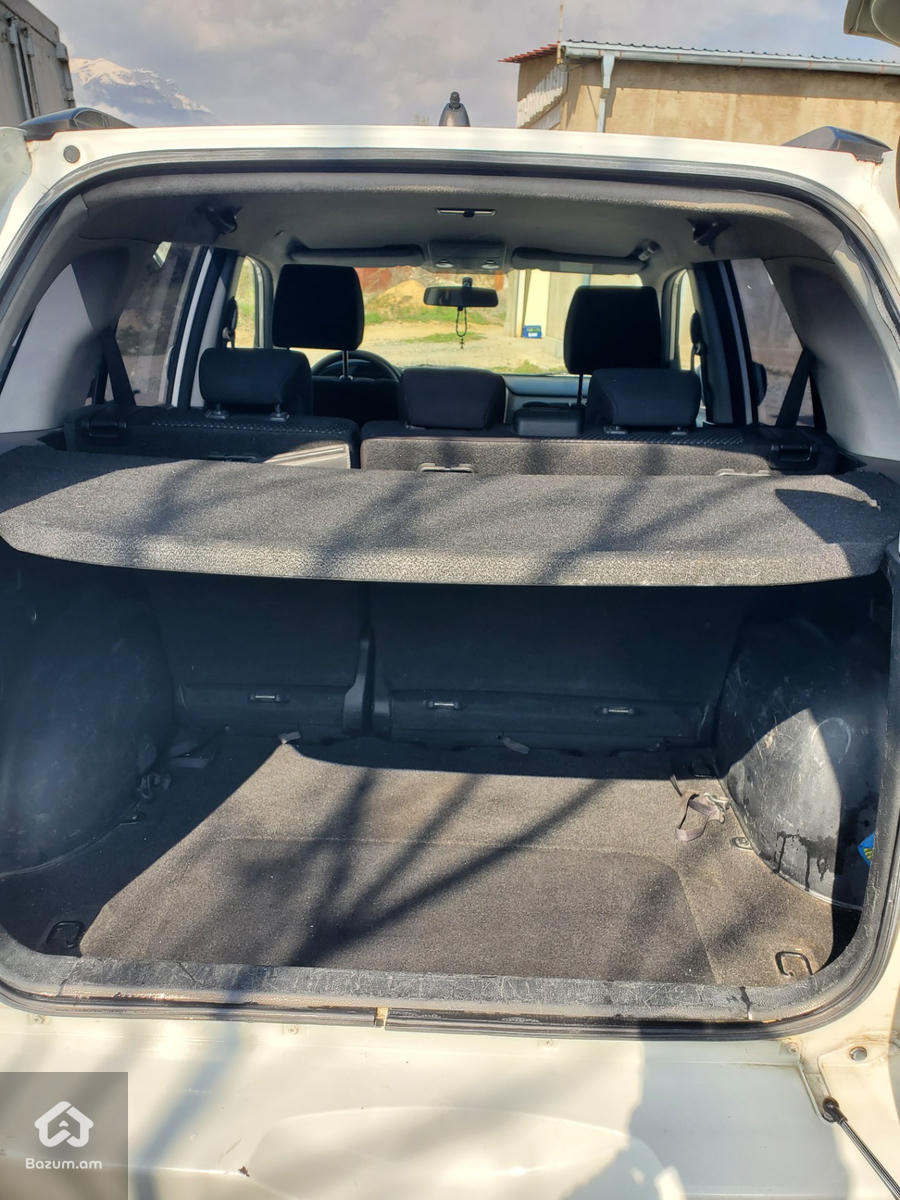 Suzuki Grand Vitara - image 3