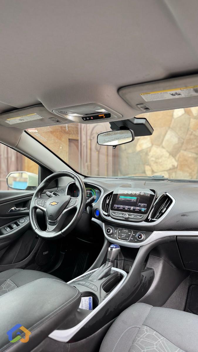 Chevrolet Volt 2 - image 8