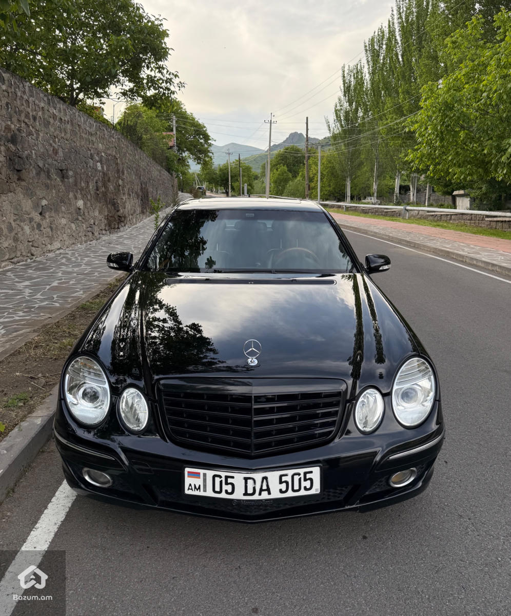 Mercedes-Benz E350 - image 2