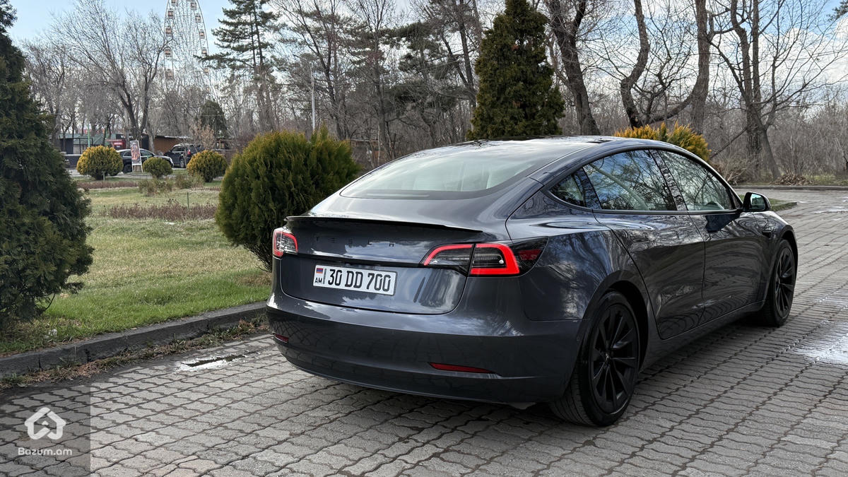Tesla Model 3 Sr+ - image 5