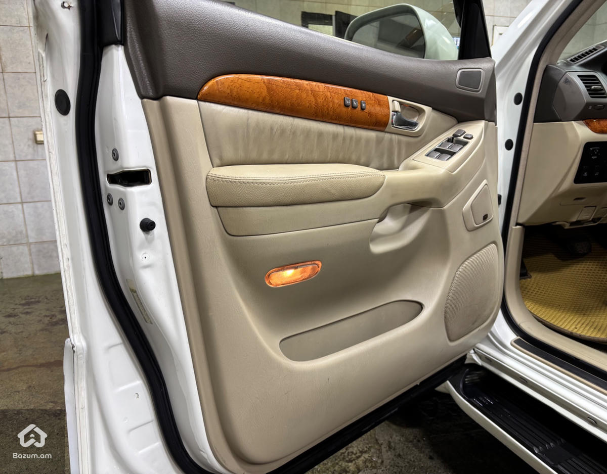 Lexus GX470  - image 15