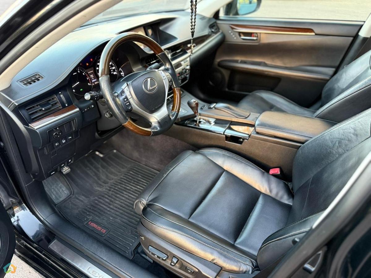 Lexus Es350 - image 9