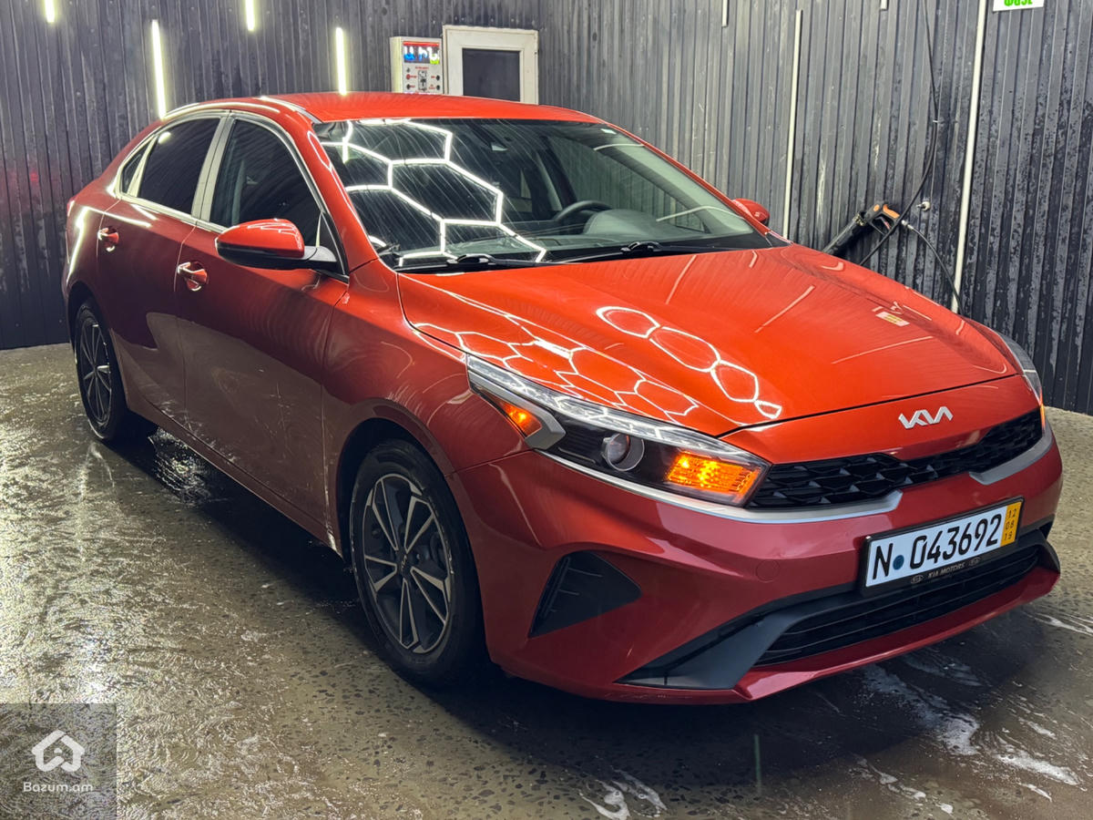 Kia Forte LXS 2022 TIV - image 8