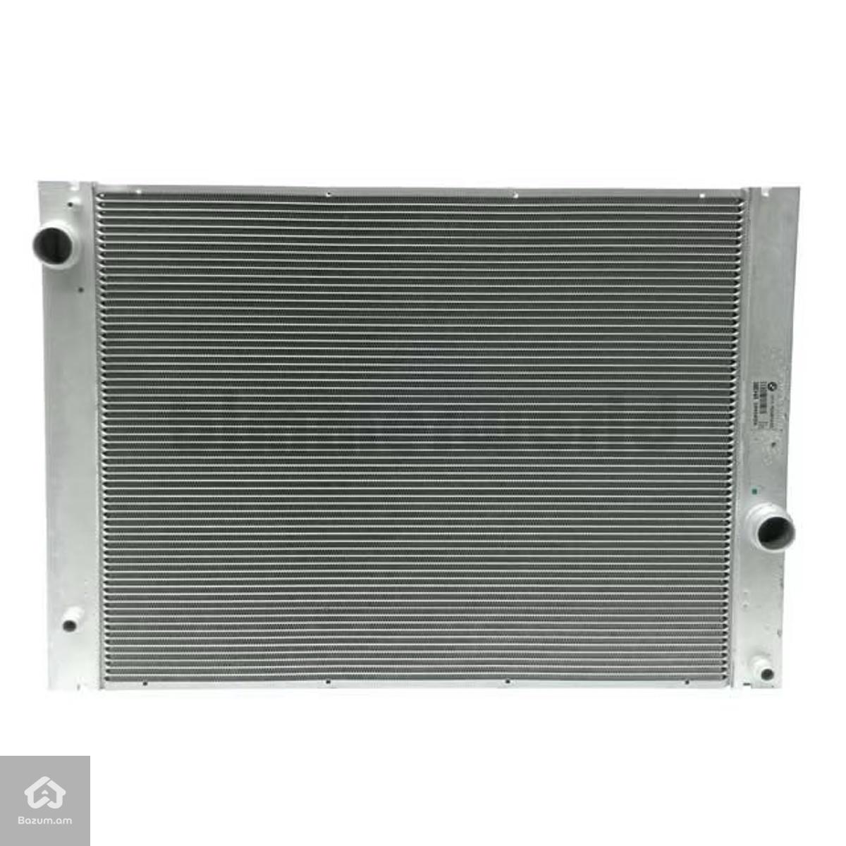 BMW E60 Е90 ռադիատոր радиатор - image 1