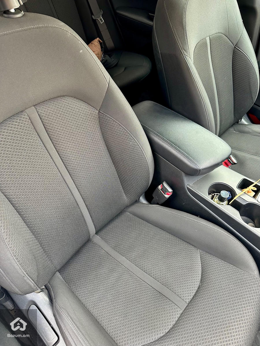 Kia Optima - image 9