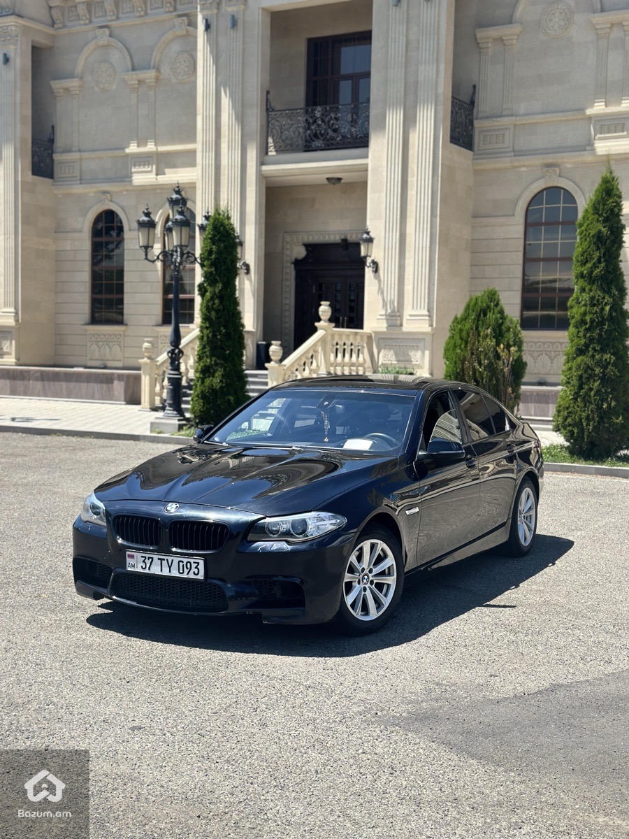 BMW 528i - image 14