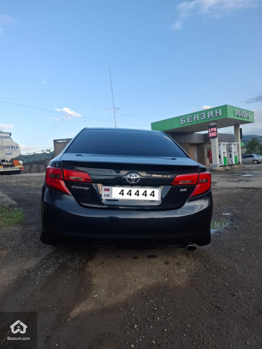 Toyota camry 2014 - image 3