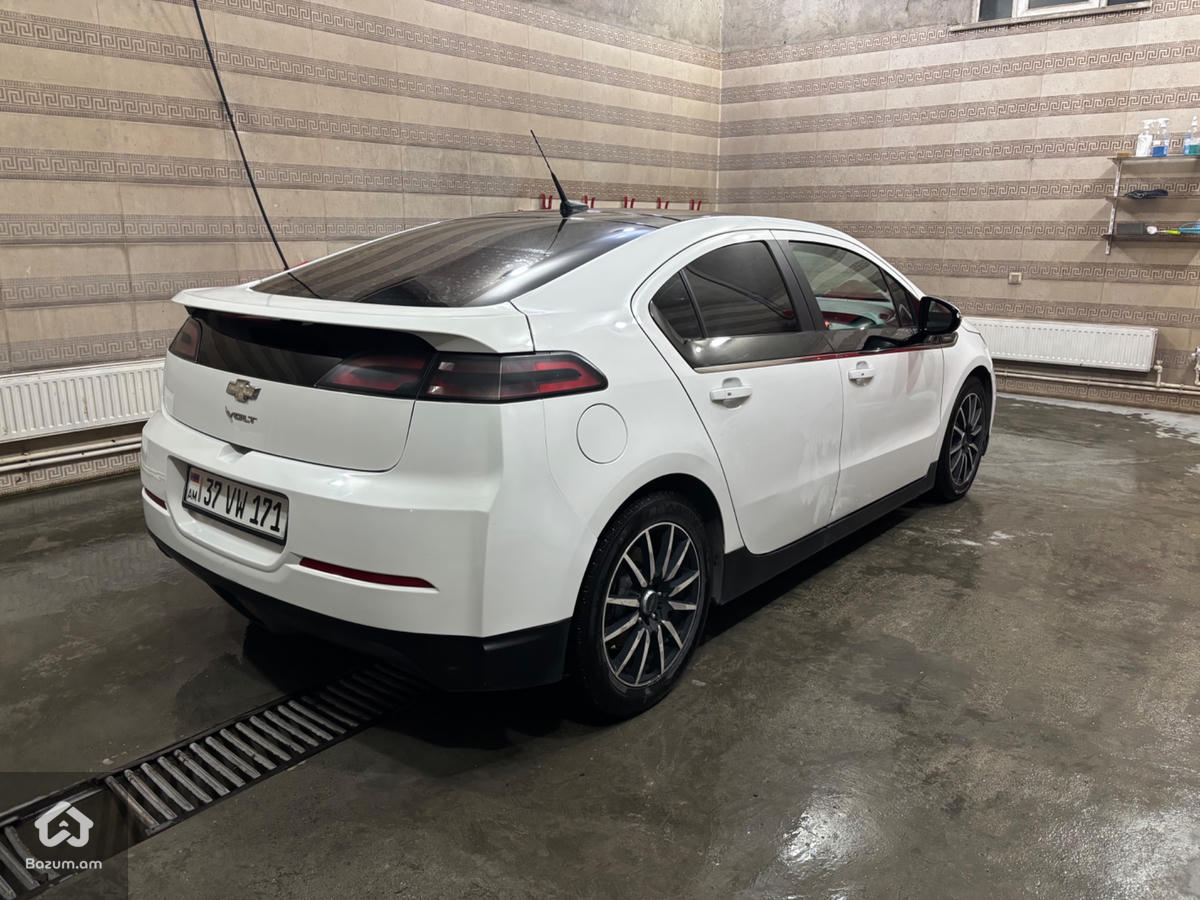 Chevrolet volt - image 4