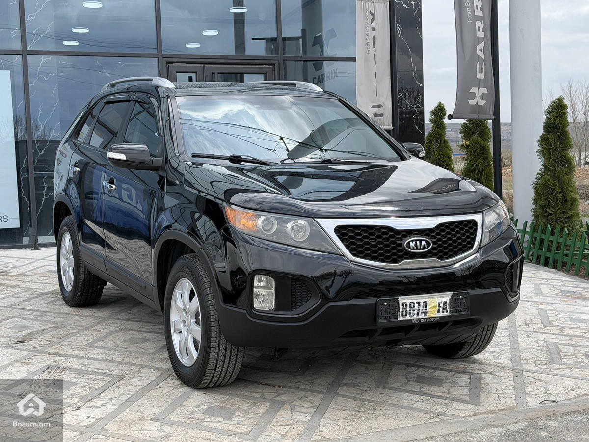 Kia Sorento 2011 - image 2