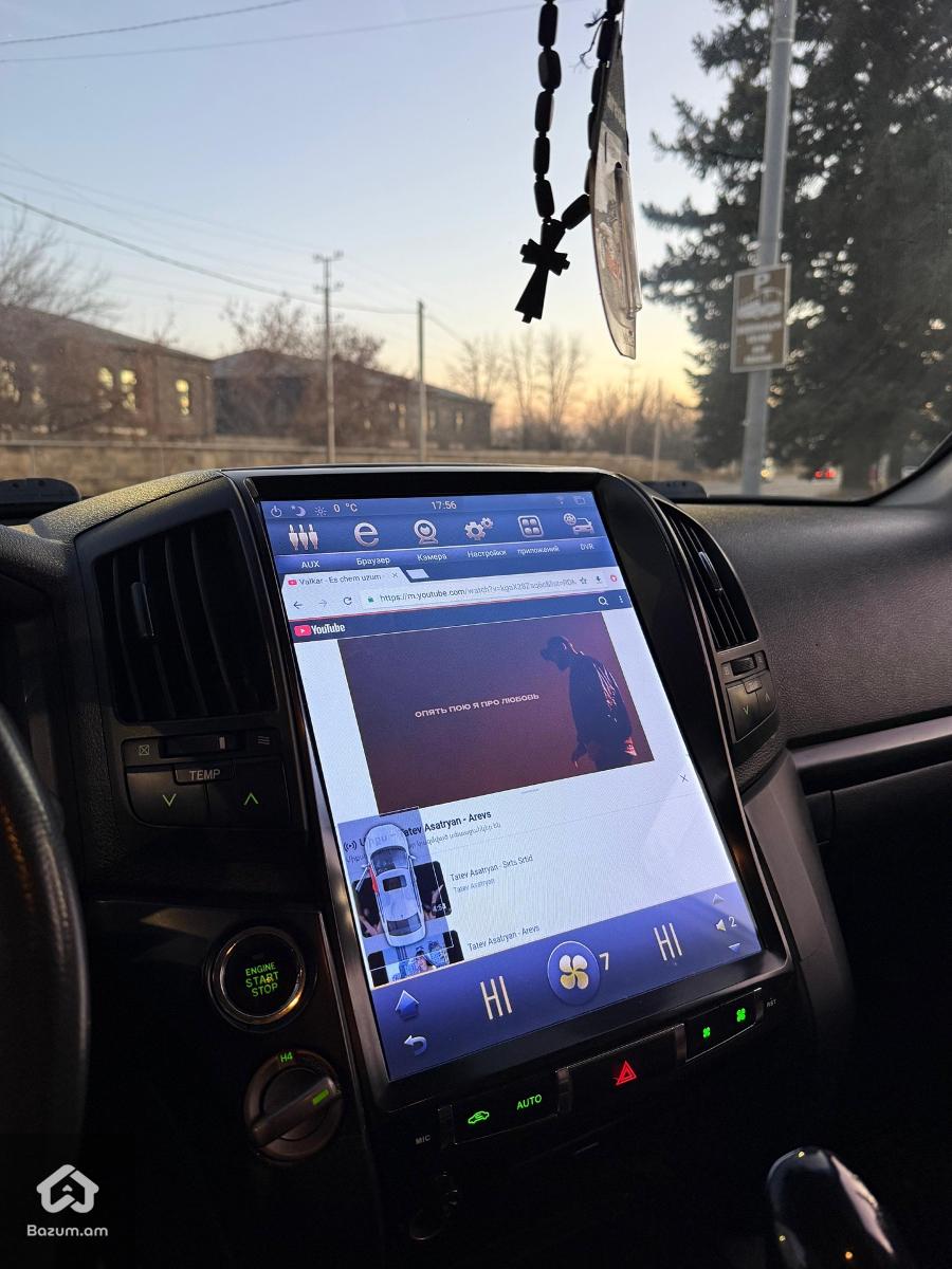 Toyota LC200 - image 10