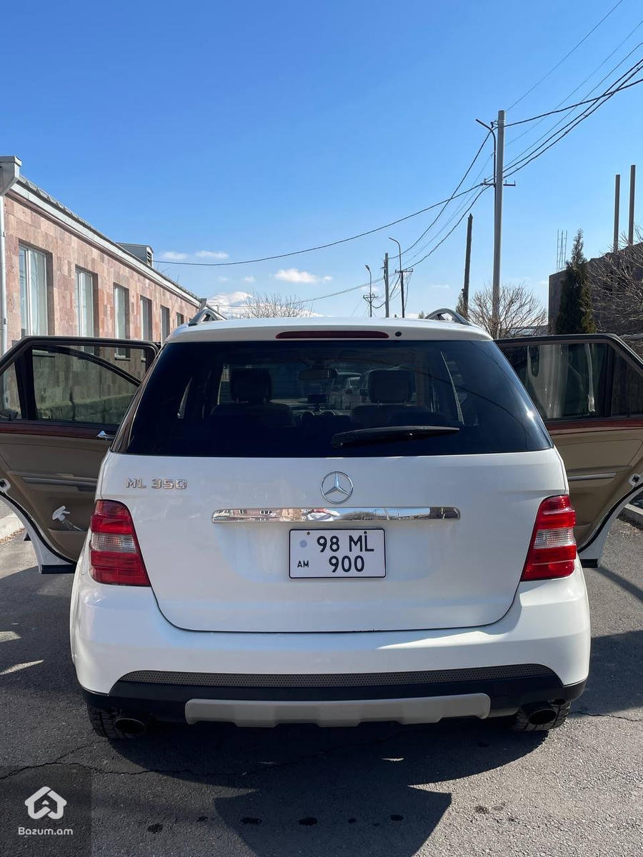 MERCEDES BENZ ML 350 - image 3
