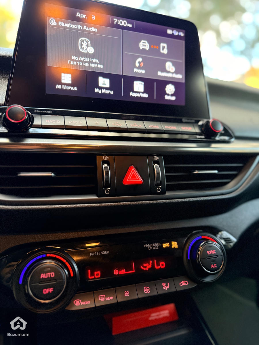 kia forte - image 35