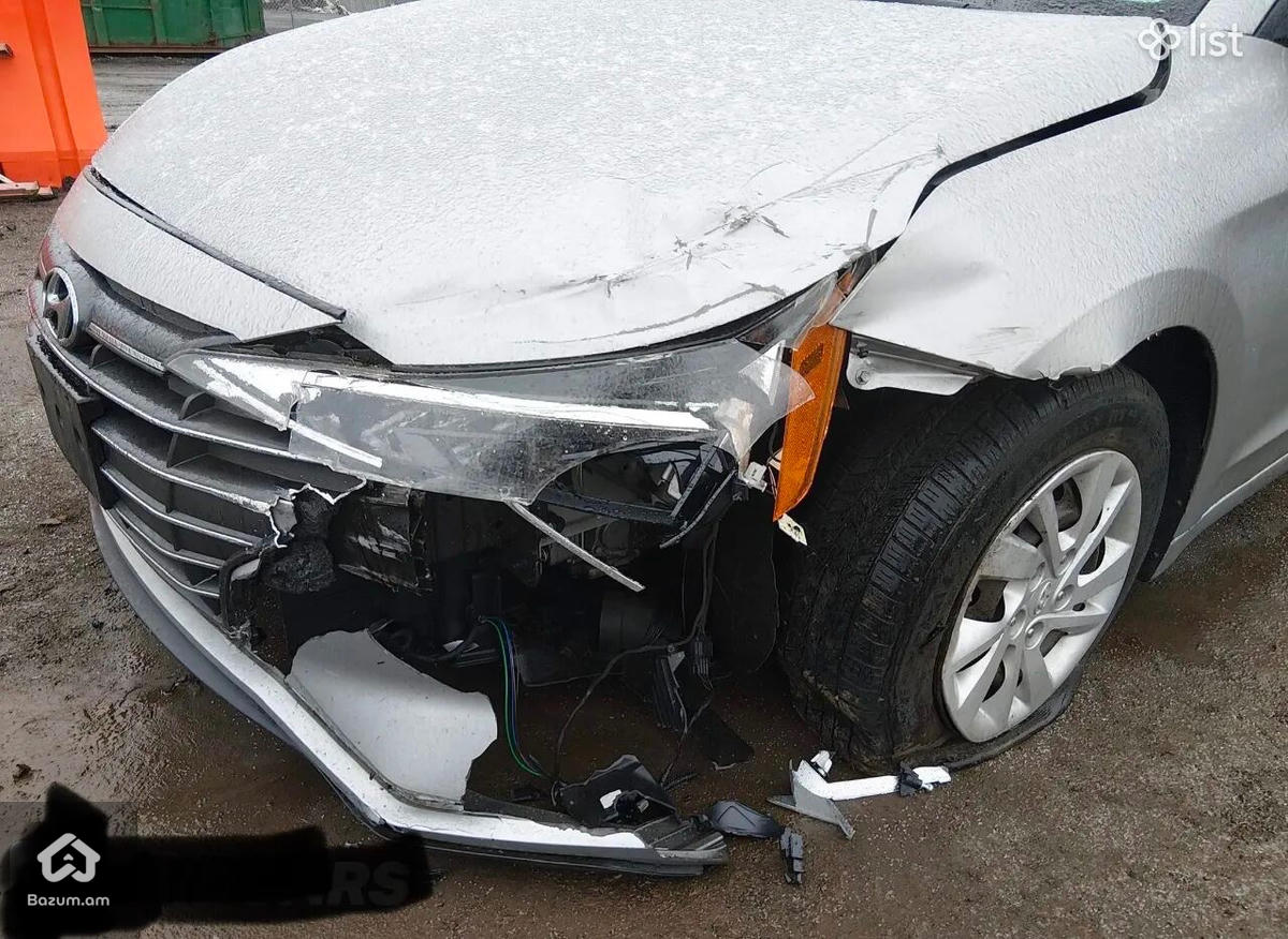 Hyundai Elantra SE 2020 - image 10