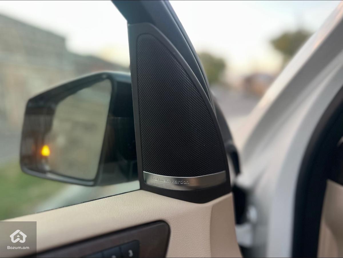 Mercedes Benz GLS 550 - image 11