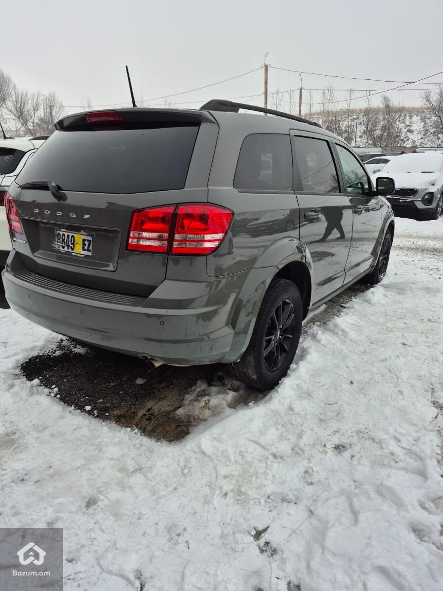 Dodge Journey - image 7