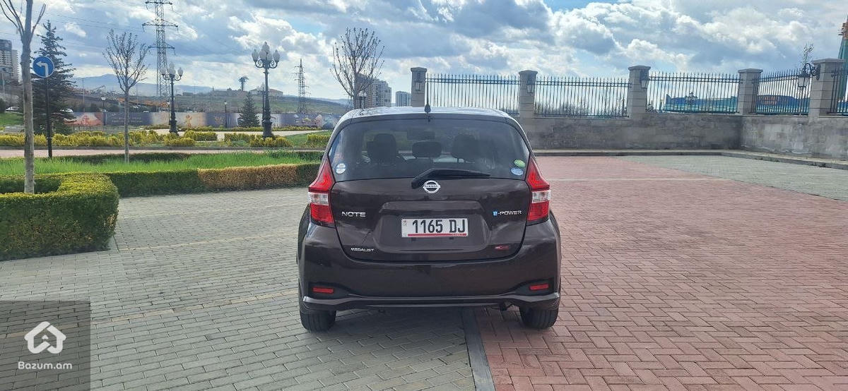 Nissan Note E-Power Hybrid MEDALIST 2017թ  - image 8