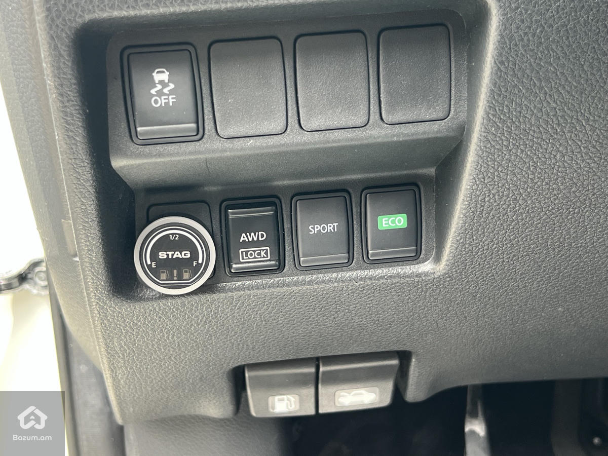Nissan Rogue 2018 - image 11